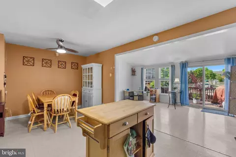 5449 Lyndale Way, Frederick, MD 21703 photo 11
