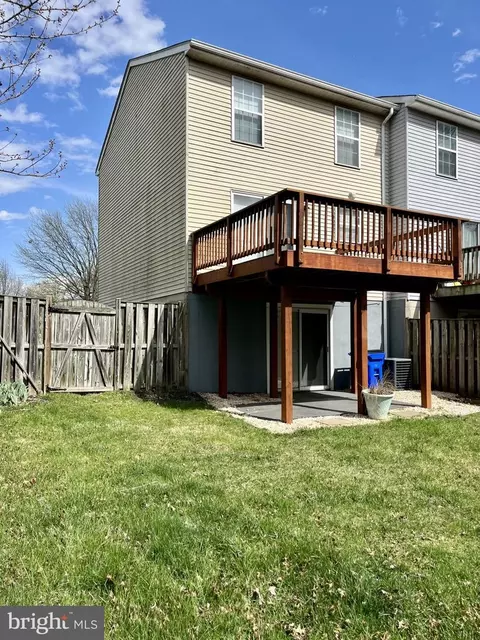 Exterior - 1463 Mobley Ct, Frederick, MD 21701 photo 4 of 9