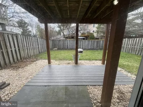 Exterior - 1463 Mobley Ct, Frederick, MD 21701 photo 7 of 9