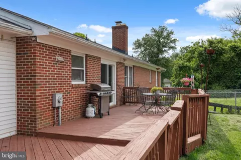 Exterior - 5598 Dover Ct, Frederick, MD 21703 photo 3 of 7