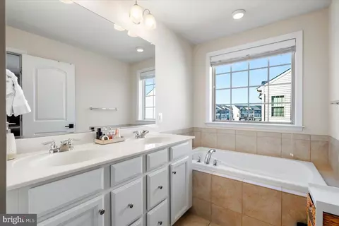 6500 Newton Dr, Frederick, MD 21703 photo 19