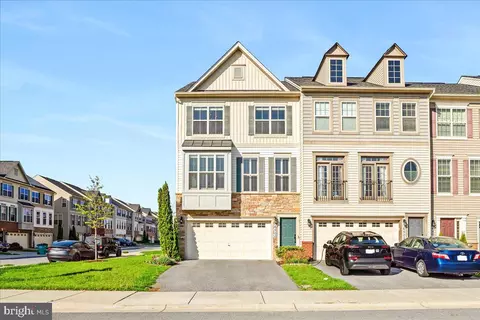 6500 Newton Dr, Frederick, MD 21703
