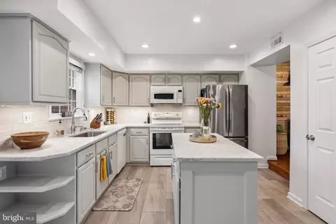 Kitchen - 8294 Waterside Ct, Frederick, MD 21701 photo 1 of 5