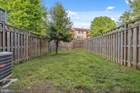 Exterior - 8294 Waterside Ct, Frederick, MD 21701 photo 4 of 5