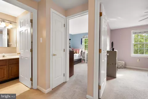 Entry Way - 8294 Waterside Ct, Frederick, MD 21701 photo 5 of 6