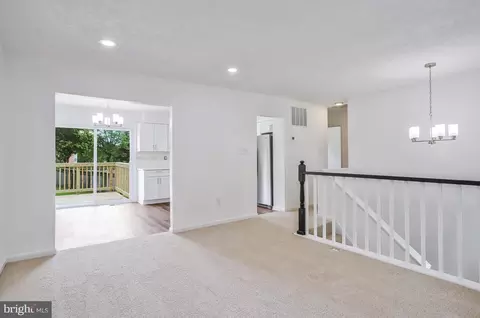 Entry Way - 1603 Norwich Dr, Frederick, MD 21701 photo 3 of 5