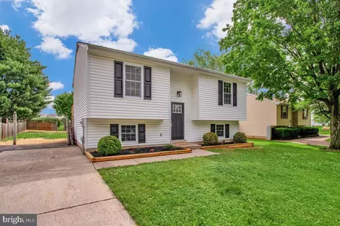 Exterior - 1603 Norwich Dr, Frederick, MD 21701 photo 2 of 9