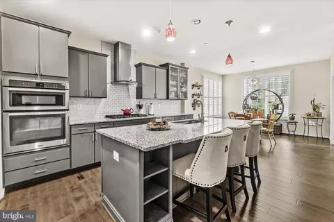 6439 Dresden Pl, Frederick, MD 21701 photo 8