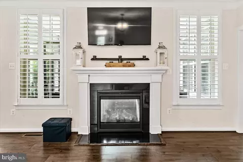 6439 Dresden Pl, Frederick, MD 21701 photo 7