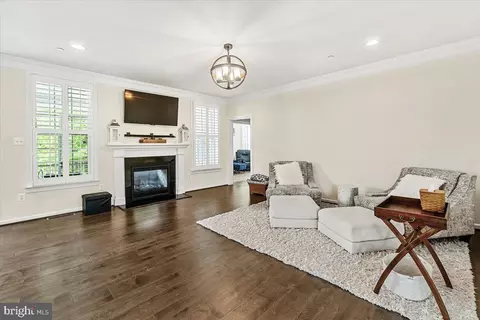 6439 Dresden Pl, Frederick, MD 21701 photo 11