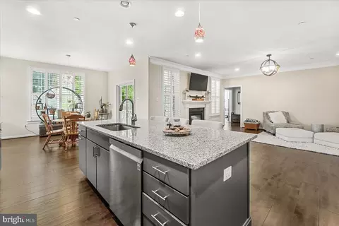 6439 Dresden Pl, Frederick, MD 21701 photo 13