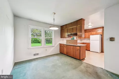 707 Midway Dr, Frederick, MD 21701 photo 11