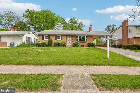 707 Midway Dr, Frederick, MD 21701