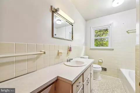 707 Midway Dr, Frederick, MD 21701 photo 19