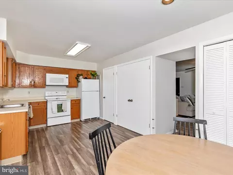 Kitchen - 6830 Acacia Ct, Frederick, MD 21703 photo 5 of 6