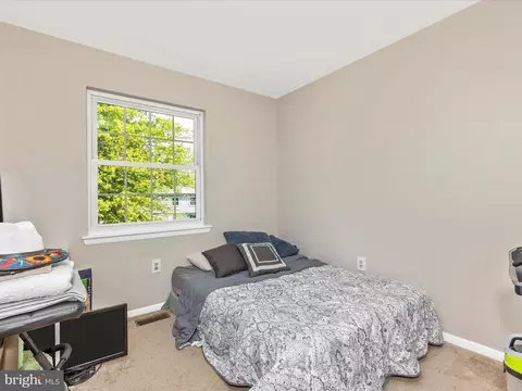 Bedroom - 6830 Acacia Ct, Frederick, MD 21703 photo 6 of 8