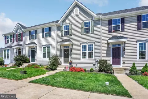 5873 Barts Way, Frederick, MD 21704 photo 2