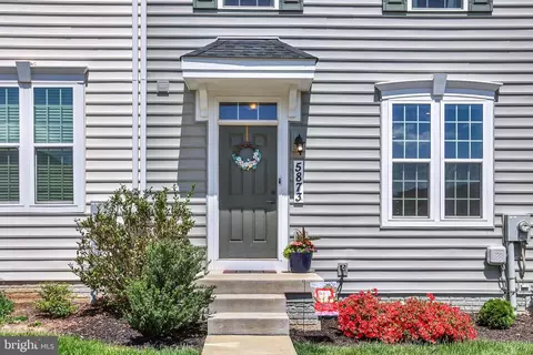 5873 Barts Way, Frederick, MD 21704 photo 4