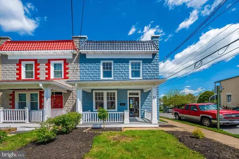 33 E 7th St, Frederick, MD 21701
