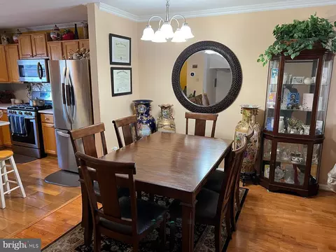 440 Blossom Ln, Frederick, MD 21701 photo 4