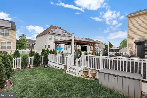 Exterior - 6206 Payton Way, Frederick, MD 21703 photo 11 of 11