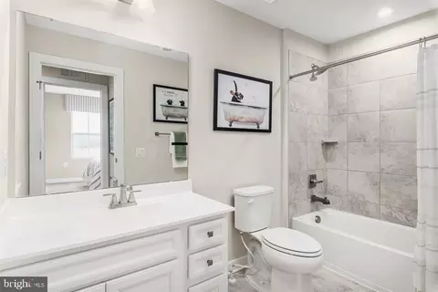 2470 Silver Leaf Dr, Frederick, MD 21702 photo 12