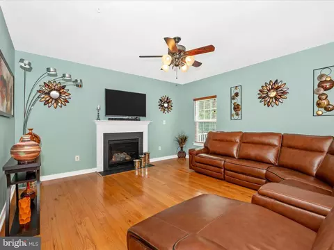 Living - 2004 Quandary Dr, Frederick, MD 21702 photo 1 of 4