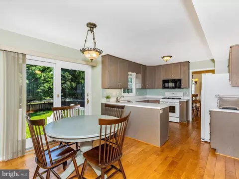 Kitchen - 8165 Stone Ridge Dr, Frederick, MD 21702 photo 6 of 6