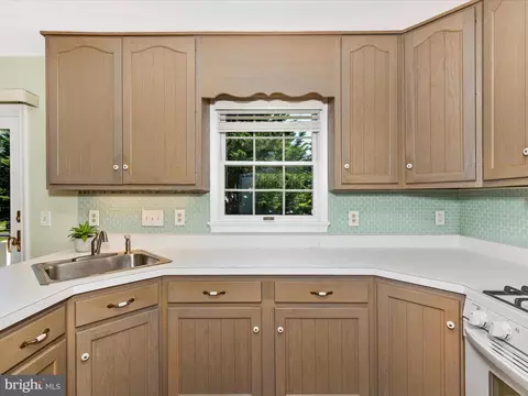 Kitchen - 8165 Stone Ridge Dr, Frederick, MD 21702 photo 2 of 6