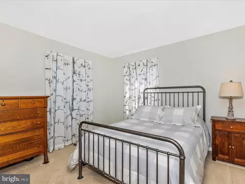 Bedroom - 8165 Stone Ridge Dr, Frederick, MD 21702 photo 5 of 8