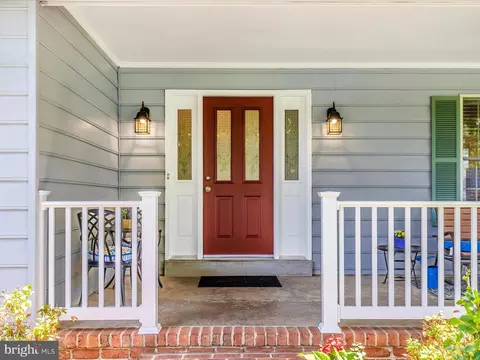 Exterior - 8165 Stone Ridge Dr, Frederick, MD 21702 photo 3 of 24