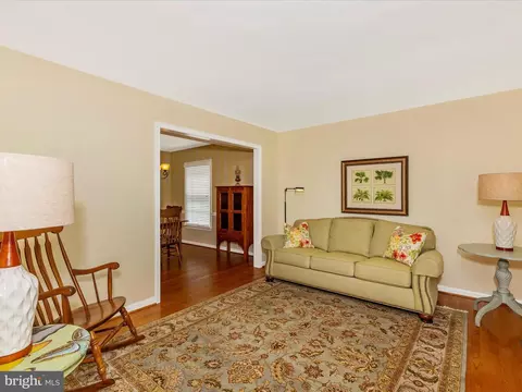 Living - 8165 Stone Ridge Dr, Frederick, MD 21702 photo 4 of 9