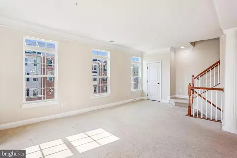 Living - 6468 Alan Linton Blvd E, Frederick, MD 21703 photo 4 of 7