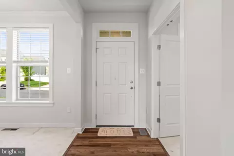 2004 Foster Way, Frederick, MD 21702 photo 5