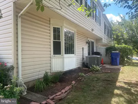 1239 D Danielle Dr #1239D, Frederick, MD 21703 photo 2