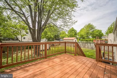 Exterior - 1797 Valleyside Dr, Frederick, MD 21702 photo 3 of 8