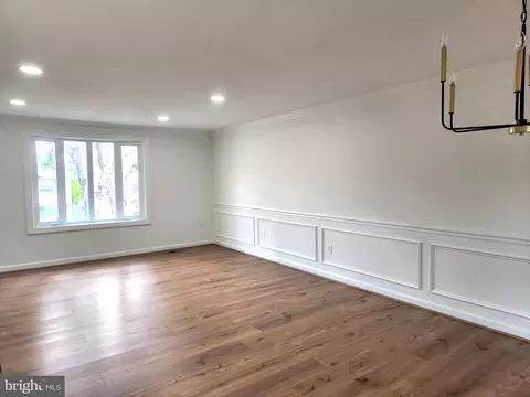 Living - 1797 Valleyside Dr, Frederick, MD 21702 photo 4 of 4