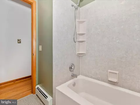 9203 Oak Tree Cir, Frederick, MD 21701 photo 42