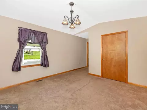 9203 Oak Tree Cir, Frederick, MD 21701 photo 31