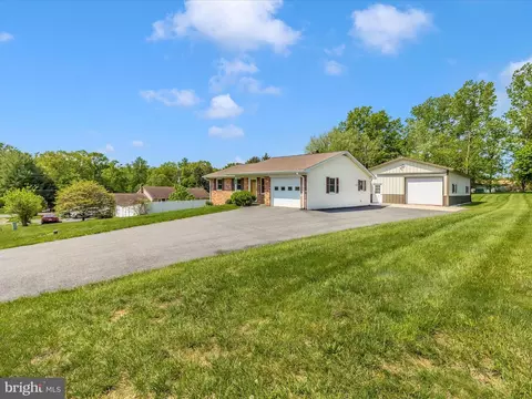 9203 Oak Tree Cir, Frederick, MD 21701 photo 48