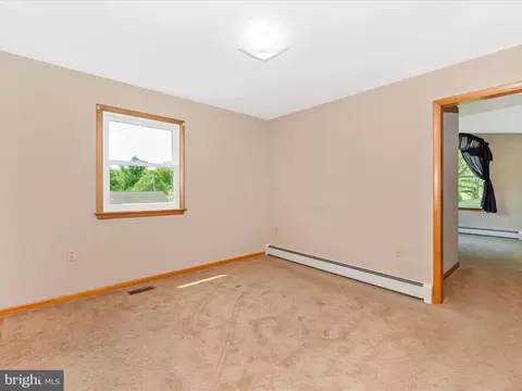 9203 Oak Tree Cir, Frederick, MD 21701 photo 27