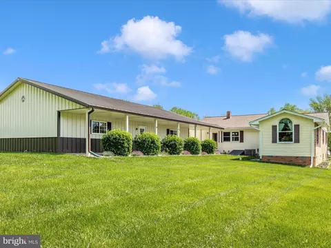 9203 Oak Tree Cir, Frederick, MD 21701 photo 10