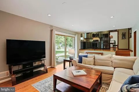 7006 Summerfield Dr, Frederick, MD 21702 photo 17