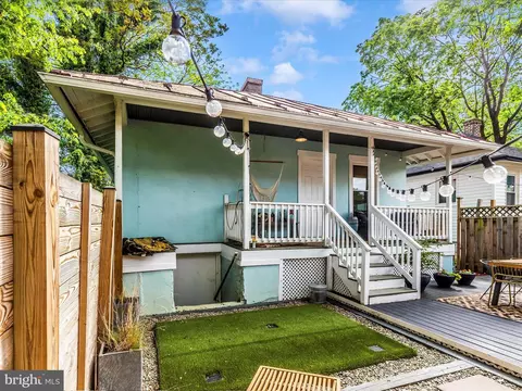 Exterior - 205 W 7th St, Frederick, MD 21701 photo 4 of 12