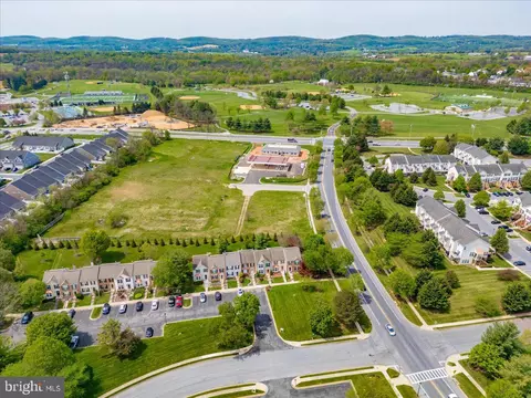 6499 Coporate, Frederick, MD 21703 photo 12