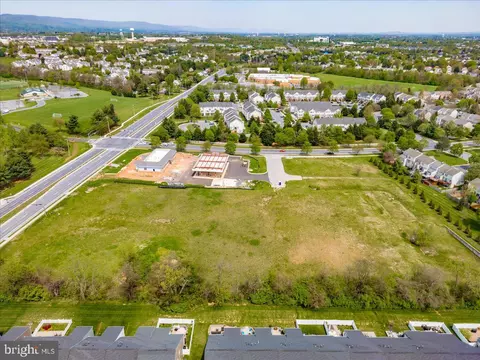6499 Coporate, Frederick, MD 21703 photo 8
