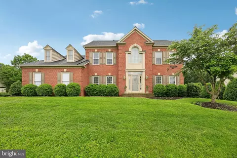 10017 Prestwich Ter, Ijamsville, MD 21754