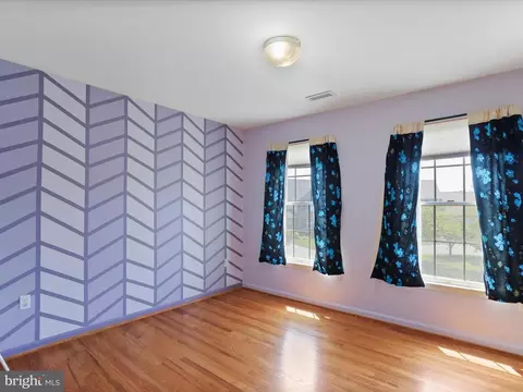 Bedroom - 1033 Lindfield Dr, Frederick, MD 21702 photo 6 of 10