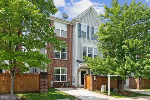 108 Mountain Creek Cir, Frederick, MD 21702