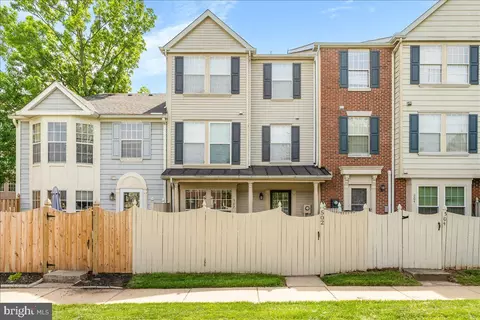 502 Boysenberry Ln, Frederick, MD 21703